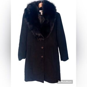 Vintage Barrie Pace 100% Wool Coat With Genuine Blue Fox Fur Collar Size 6